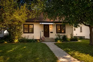 126 Riverside Dr NE, Saint Cloud, MN 56304 - Photo 2