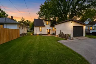 126 Riverside Dr NE, Saint Cloud, MN 56304 - Photo 12