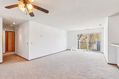6145 Chasewood Parkway #202, Minnetonka, MN 55343 - Photo 6