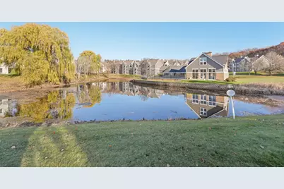 6145 Chasewood Parkway #202, Minnetonka, MN 55343 - Photo 1