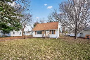 121 Roselawn Ave E, Maplewood, MN 55117 - Photo 28