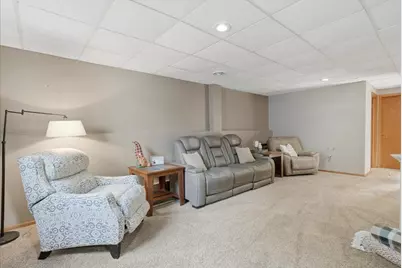 205 W Elm Street, Roberts, WI 54023 - Photo 20