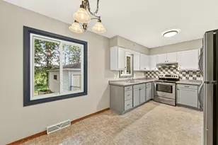 1706 34th St NW, Rochester, MN 55901 - Photo 12
