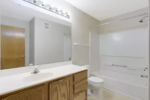15772 Flan Ct, Apple Valley, MN 55124 - Photo 20