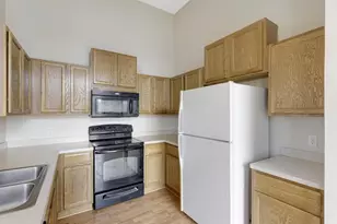 15772 Flan Ct, Apple Valley, MN 55124 - Photo 14