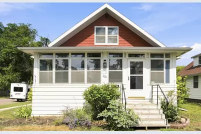 1021 9th Avenue N, Fargo, ND 58102 - Photo 1