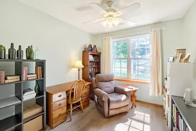 688 Cobblestone Way, Shakopee, MN 55379 - Photo 18