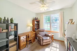 688 Cobblestone Way, Shakopee, MN 55379 - Photo 18