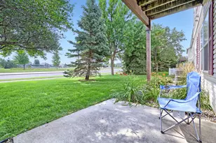 688 Cobblestone Way, Shakopee, MN 55379 - Photo 22