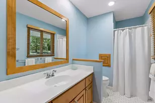 17380 Hampton Ct, Minnetonka, MN 55345 - Photo 12