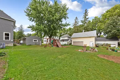 422 1st Street NW, Faribault, MN 55021 - Photo 4