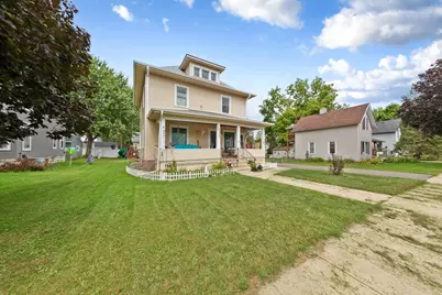 422 1st Street NW, Faribault, MN 55021 - Photo 6