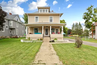 422 1st Street NW, Faribault, MN 55021 - Photo 2