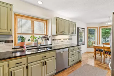 3835 Washburn Avenue S, Minneapolis, MN 55410 - Photo 6