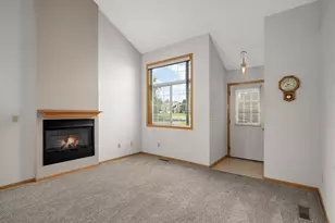 4150 Durham Ct, Eagan, MN 55122 - Photo 4