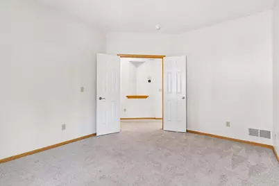 2485 Prairie Oak Trail, Woodbury, MN 55125 - Photo 12