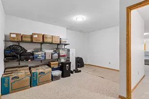 2485 Prairie Oak Trail, Woodbury, MN 55125 - Photo 28