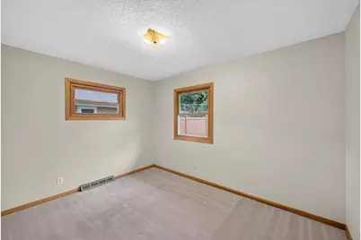 900 19th Avenue NE, Rochester, MN 55906 - Photo 14