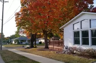 900 19th Ave NE, Rochester, MN 55906 - Photo 2