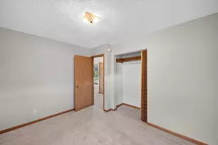 900 19th Ave NE, Rochester, MN 55906 - Photo 24
