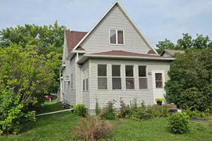 510 S Main St, Lamberton, MN 56152 - Photo 1