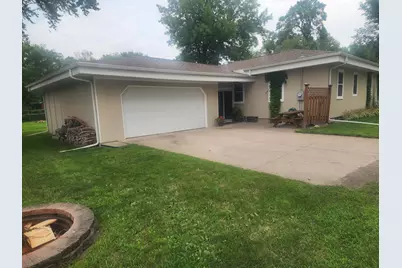 600 W Middle Street, Redwood Falls, MN 56283 - Photo 2