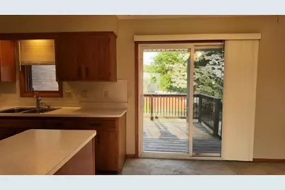 8833 Queen Avenue S, Bloomington, MN 55431 - Photo 14