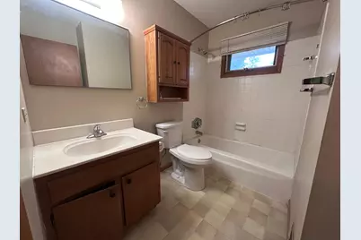 8833 Queen Avenue S, Bloomington, MN 55431 - Photo 22
