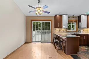 3111 Joyce Ct, Eagan, MN 55121 - Photo 6