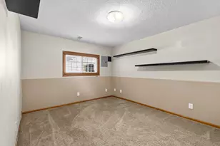 3111 Joyce Ct, Eagan, MN 55121 - Photo 18