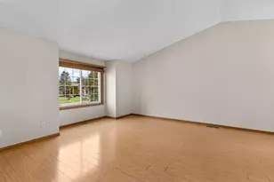3111 Joyce Ct, Eagan, MN 55121 - Photo 8