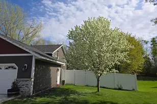 3111 Joyce Ct, Eagan, MN 55121 - Photo 26