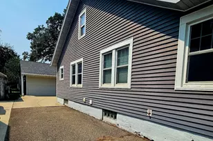 707 7th St NW, Austin, MN 55912 - Photo 4