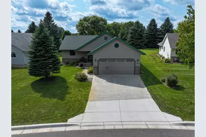 1276 Westbrook Circle, Alexandria, MN 56308 - Photo 2