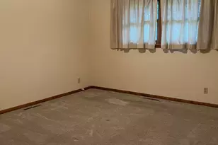 631 19th St, Windom, MN 56101 - Photo 14
