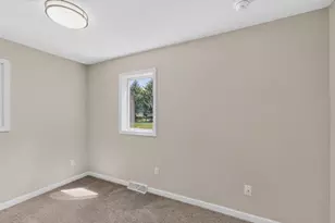 3225 Pinewood Rd SE, Rochester, MN 55904 - Photo 8