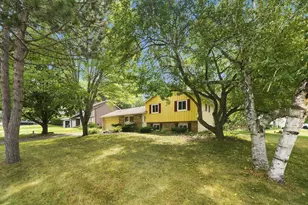 2527 Interlachen Dr, Stillwater, MN 55082 - Photo 36