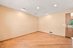 2527 Interlachen Dr, Stillwater, MN 55082 - Photo 6
