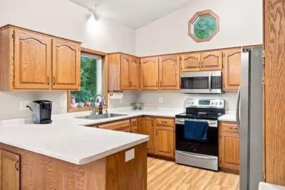 14631 Meadowood Drive, Savage, MN 55378 - Photo 4
