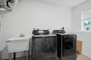 953 Wilson Ave, Saint Paul, MN 55106 - Photo 24