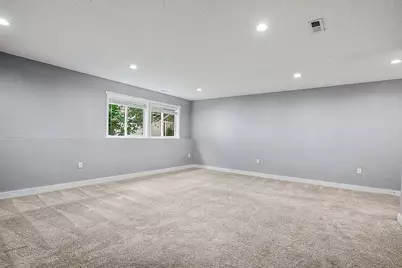 953 Wilson Avenue, Saint Paul, MN 55106 - Photo 14