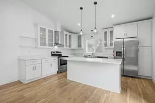 953 Wilson Ave, Saint Paul, MN 55106 - Photo 2