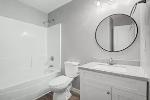 953 Wilson Ave, Saint Paul, MN 55106 - Photo 22