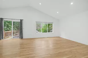 953 Wilson Ave, Saint Paul, MN 55106 - Photo 8