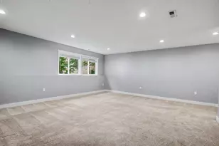 953 Wilson Ave, Saint Paul, MN 55106 - Photo 16
