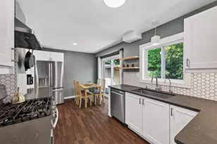 4619 Ivanhoe Pl, Columbia Heights, MN 55421 - Photo 8