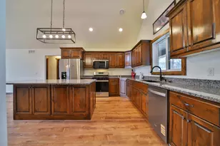 13728 Memorywood Dr, Baxter, MN 56425 - Photo 4
