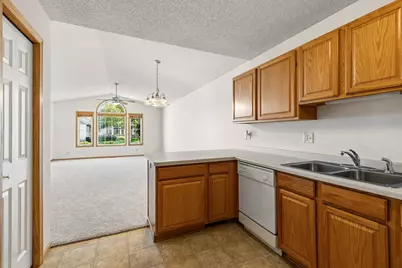 105 Bridgewater Trail, Hudson, WI 54016 - Photo 14
