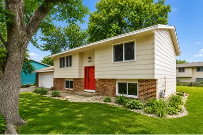 8444 Brunswick Court N, Brooklyn Park, MN 55443 - Photo 2