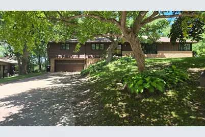 332 Floral Drive W, Shoreview, MN 55126 - Photo 2